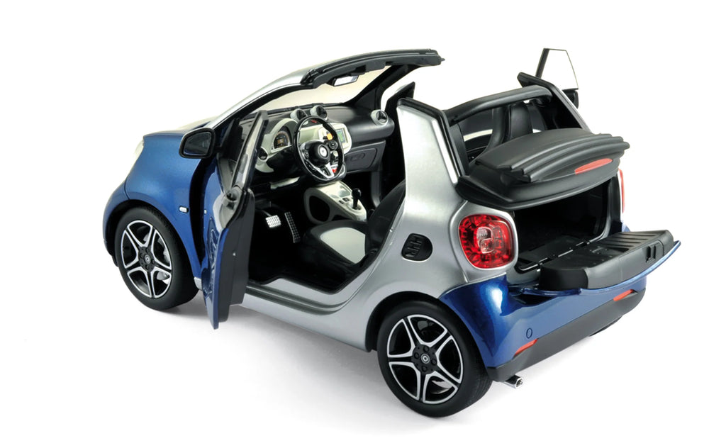 Smart Fortwo Cabrio 2015 Blau/Silber 1:18