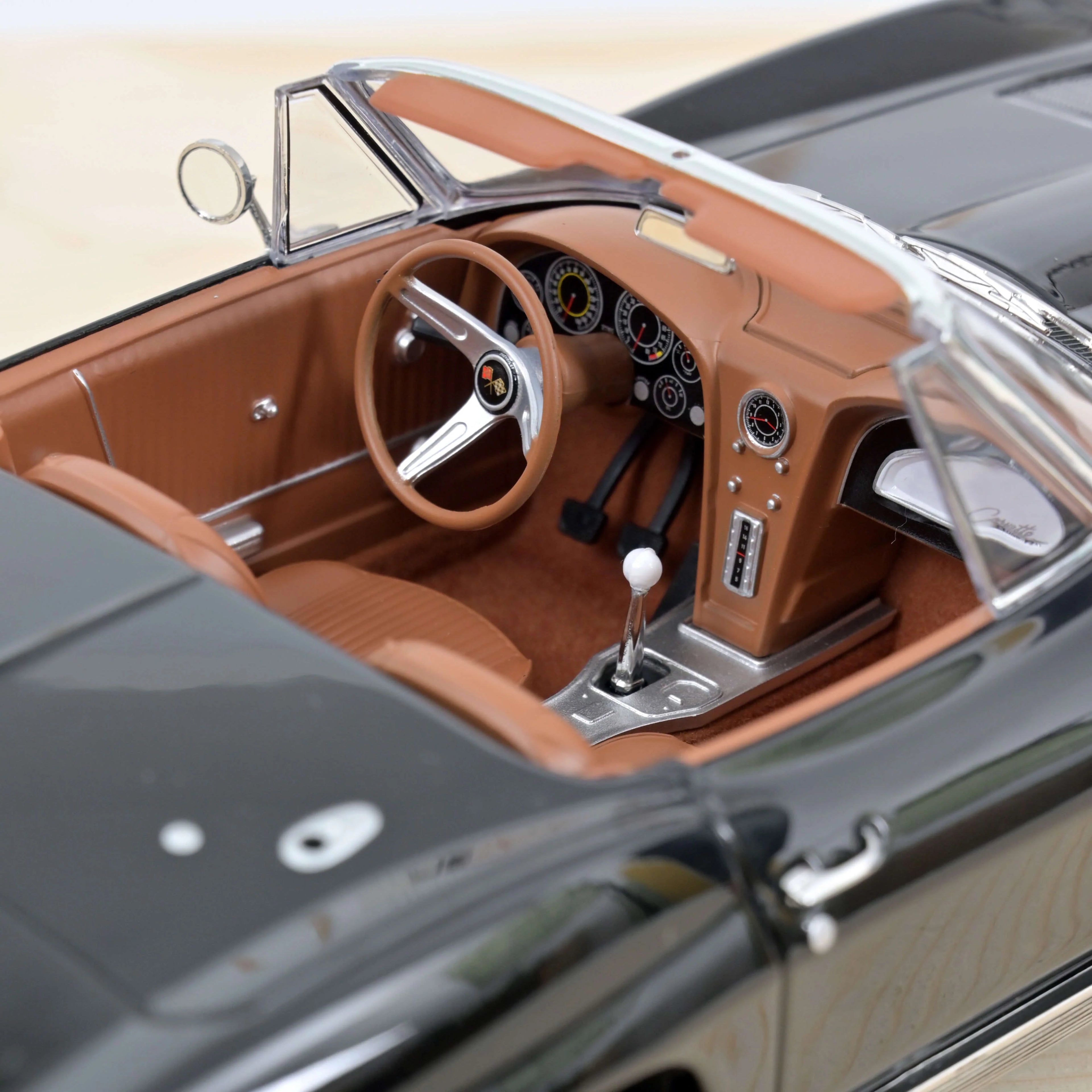 Chevrolet Corvette Sting Ray Cabriolet 1963 Black 1:18