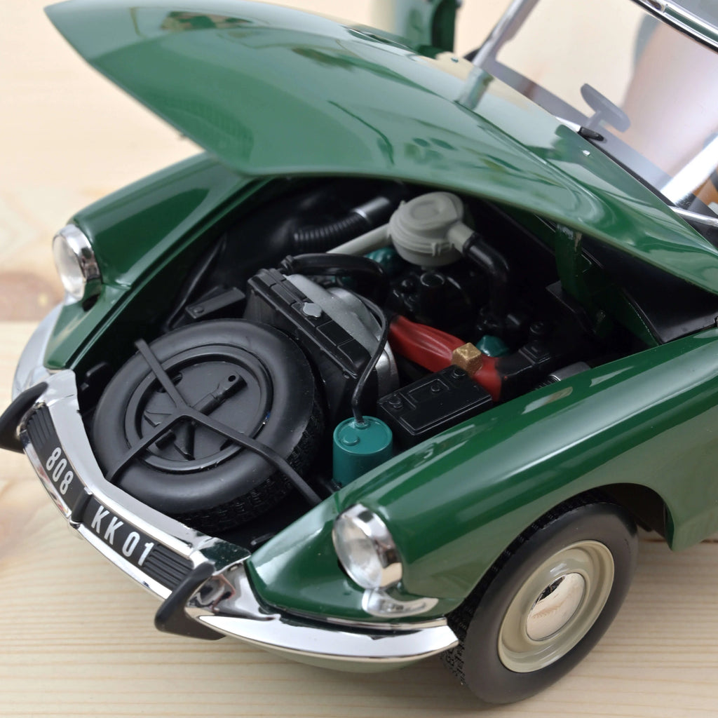 Citroën ID 19 Break 1967 Jura Green 1:18 - 300pcs