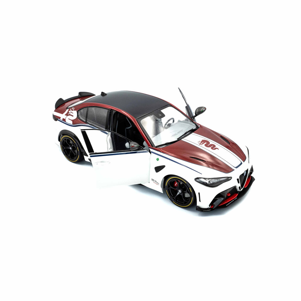 Alfa Romeo Giulia GTA-M Bianco I Rosso White 2023 1:18