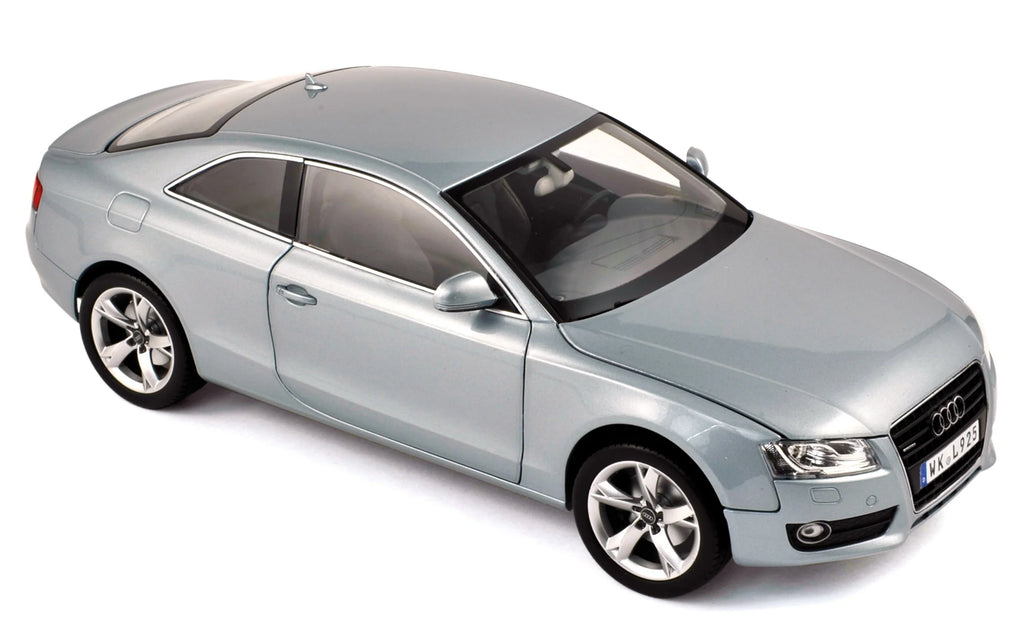 Audi A5 Coupe 2007 Monzasilver 1:18