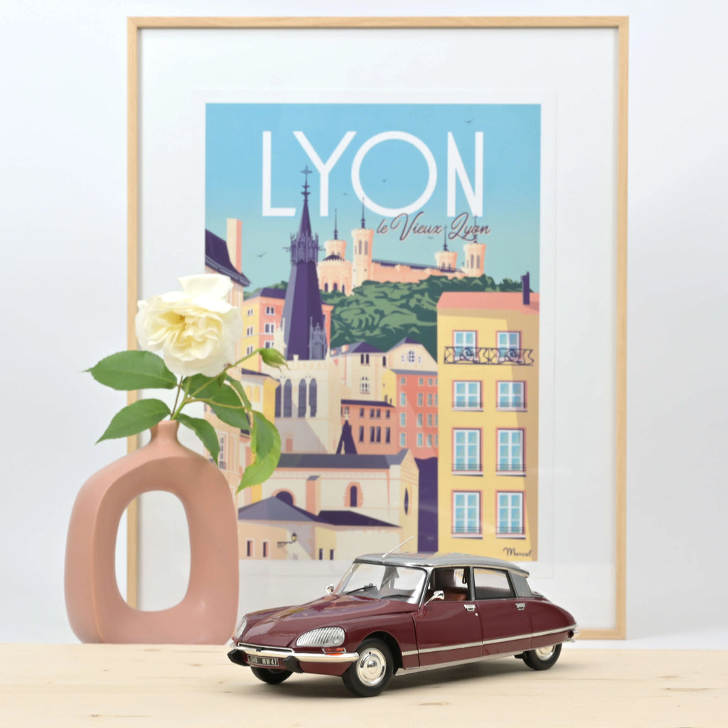 Citroën DS 23 Pallas 1972 Grenade Red and Grey metallic 1:18