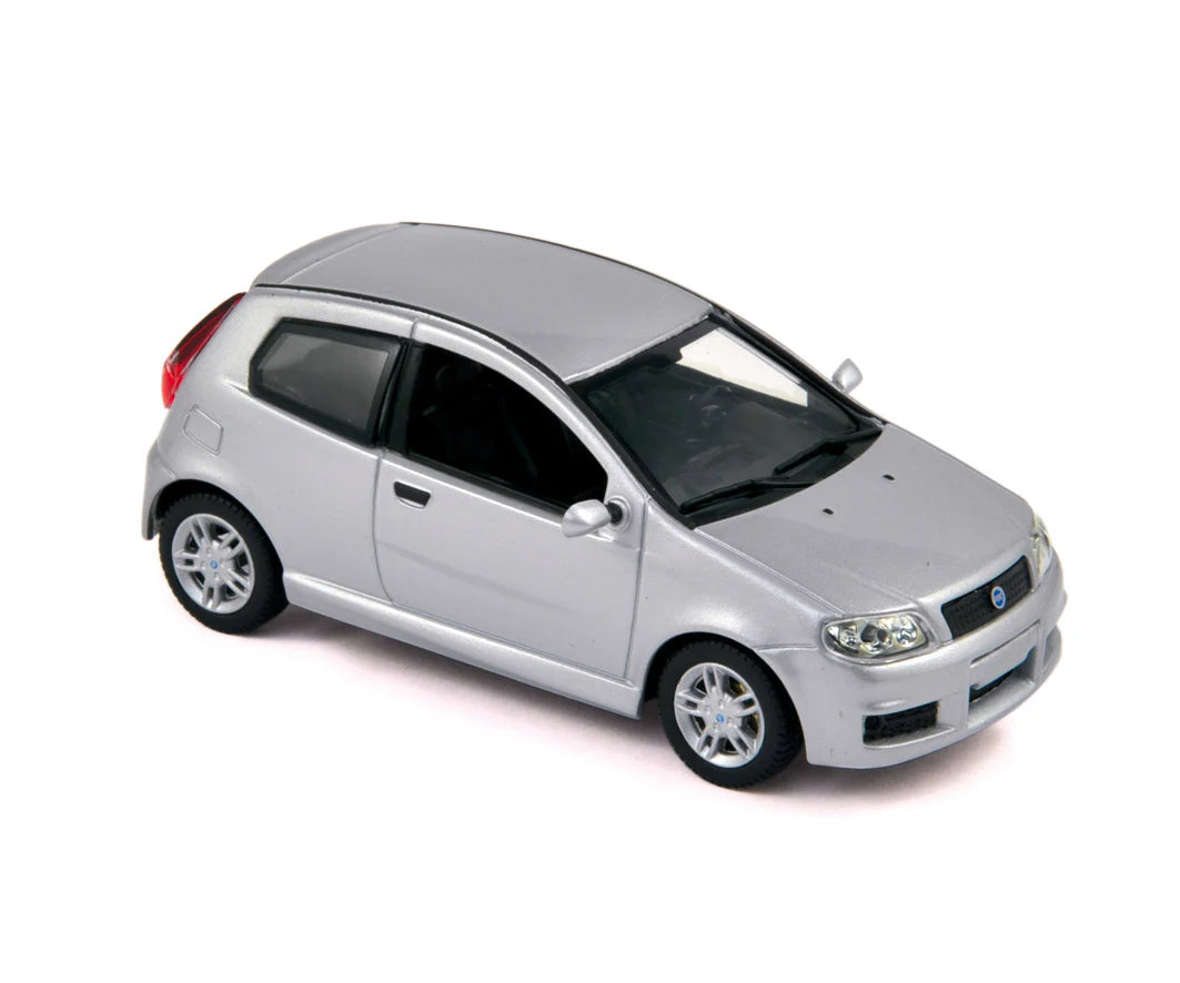 Fiat Punto Sporting 2003 Silver 1:43