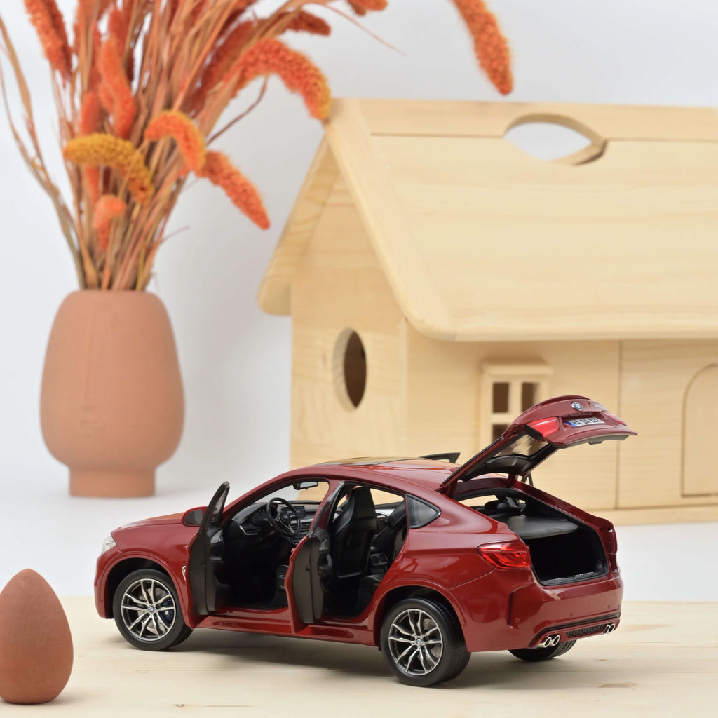 BMW X6 M 2015 Rouge métallisé 1:18