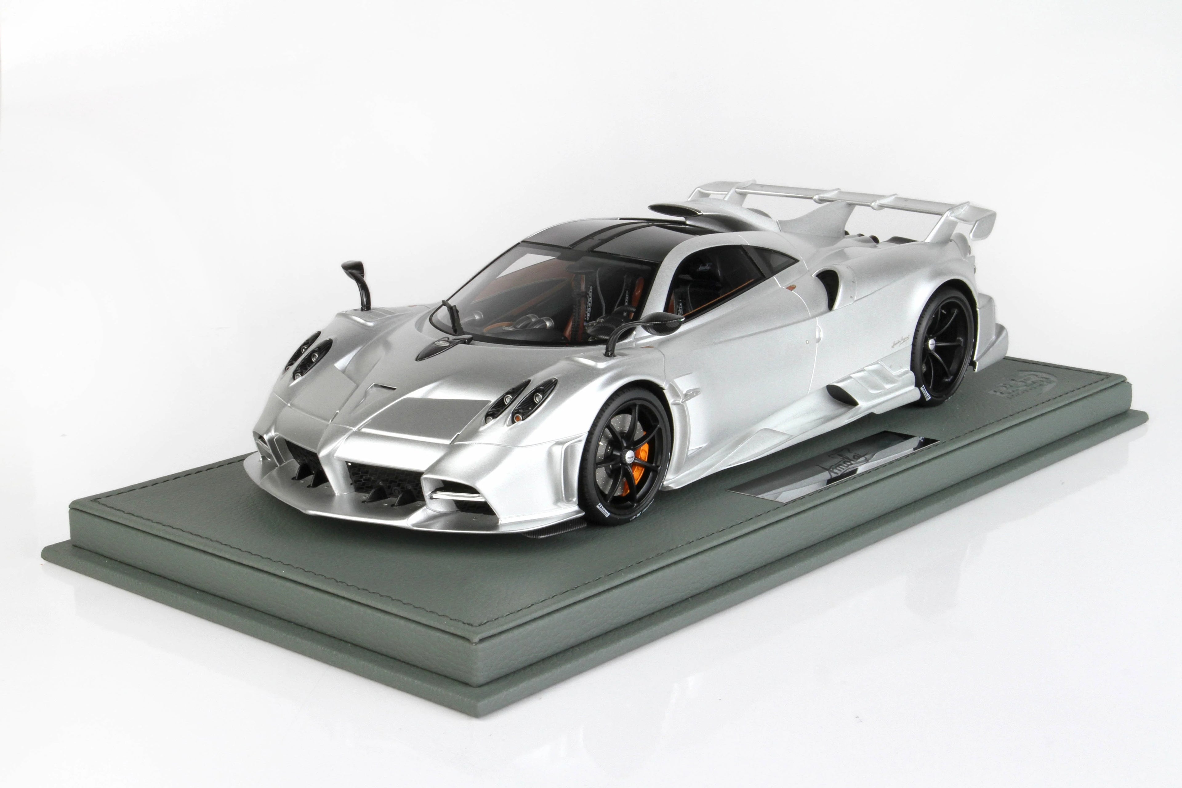 BBR Pagani Imola Matt Silver - Limited 220 pcs with Display Case