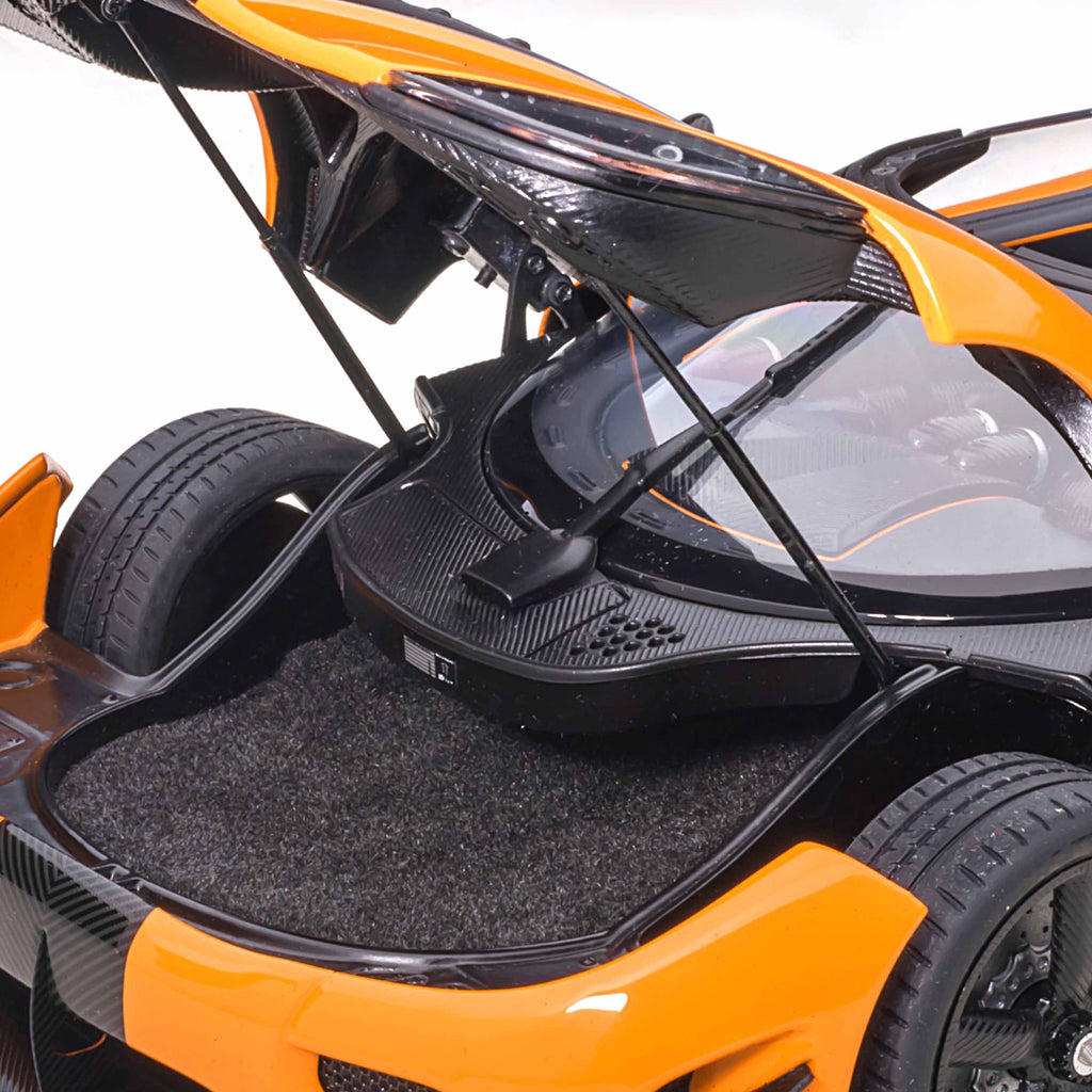 Koenigsegg Agera RS 2015 Orange/Black 1:18