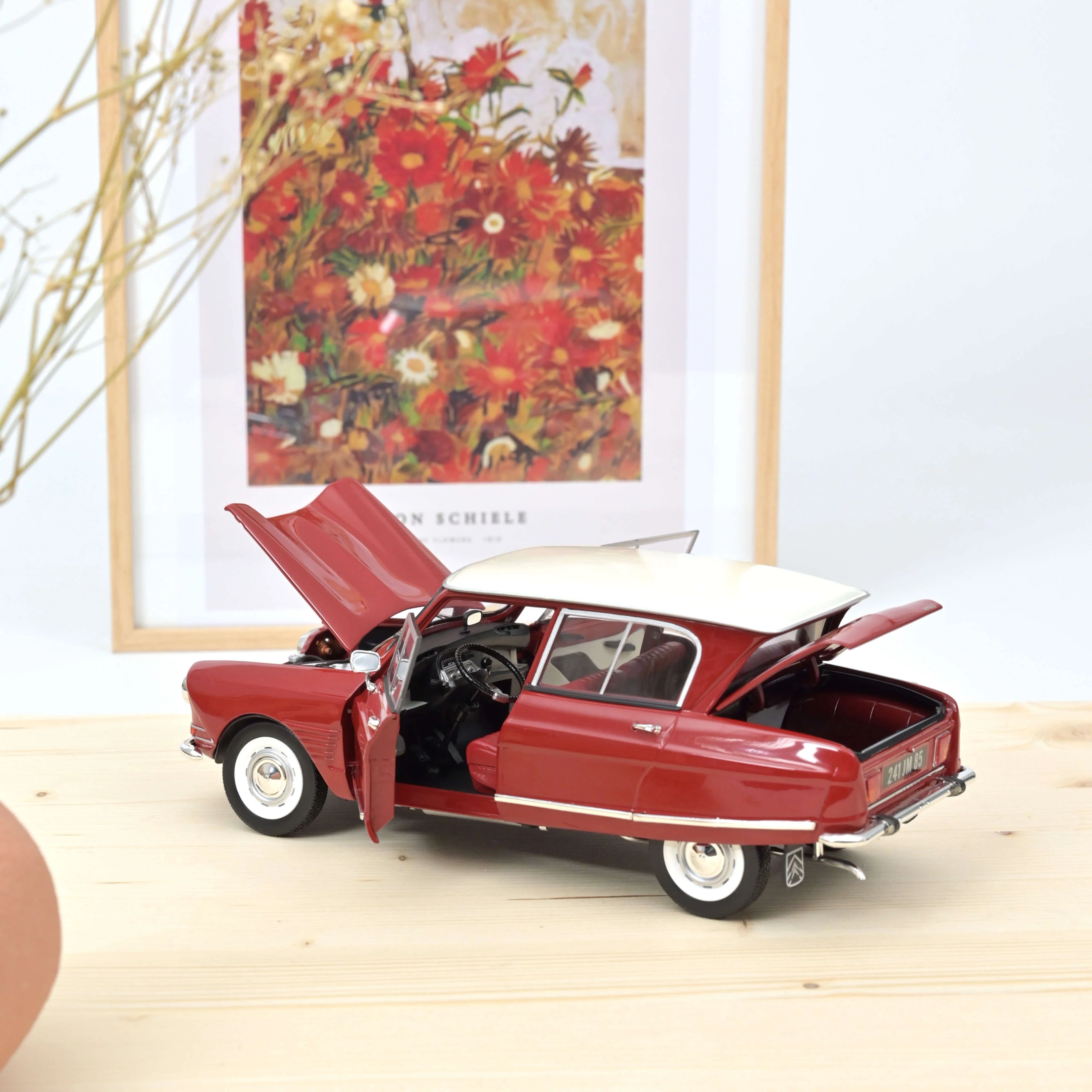 Citroën Ami 6 Club 1968 Corsaire Red 1:18