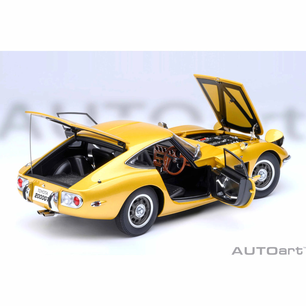 Toyota 2000GT 1967 Gold 1:18