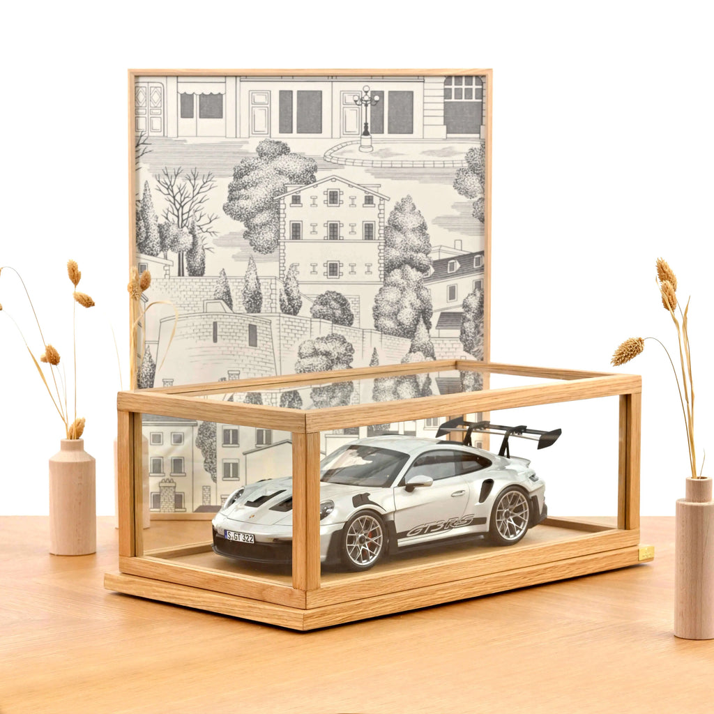 Display Box in Glass and FSC Oak NOREV 1:12