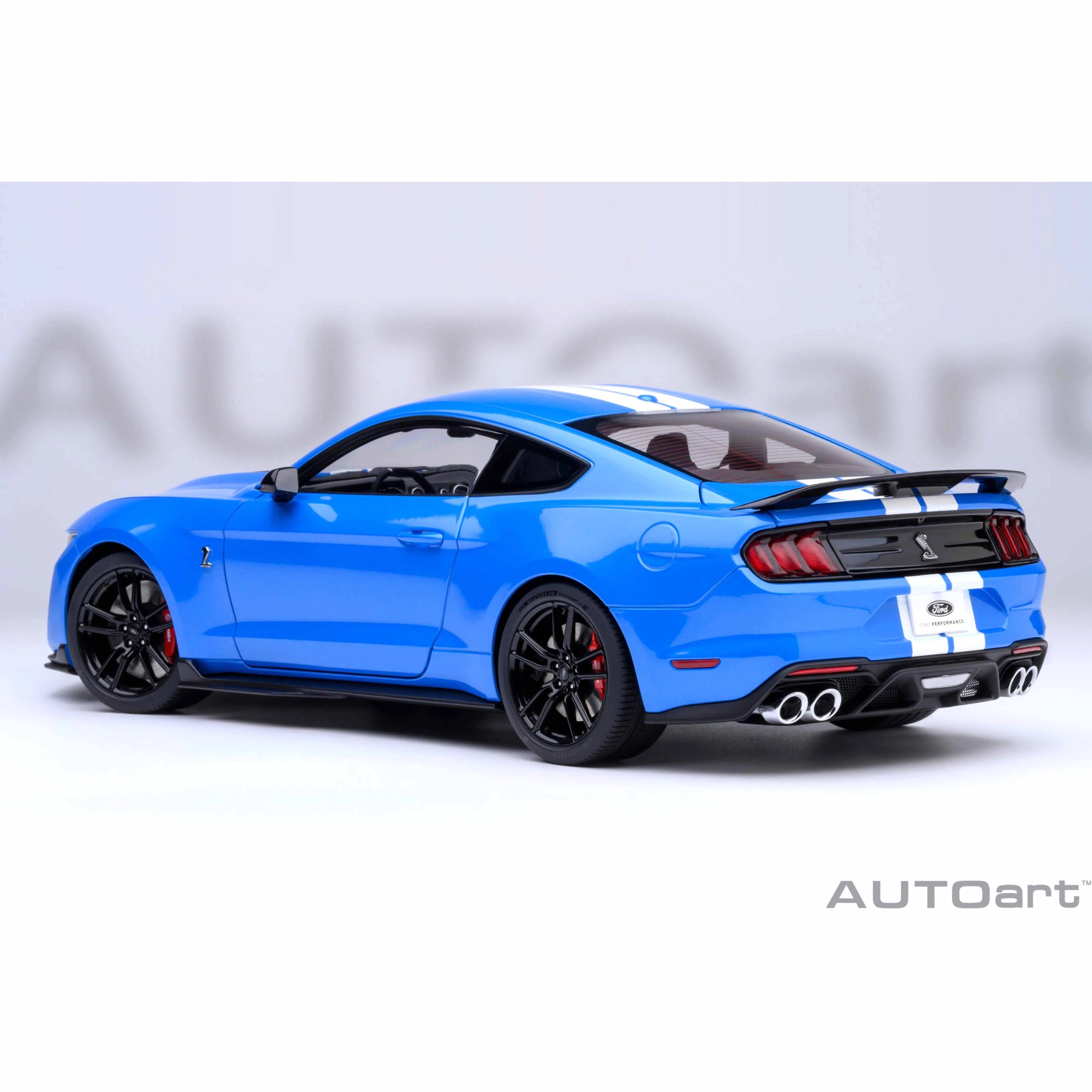 Ford Mustang Shelby GT500 Grabber Blue 1:18