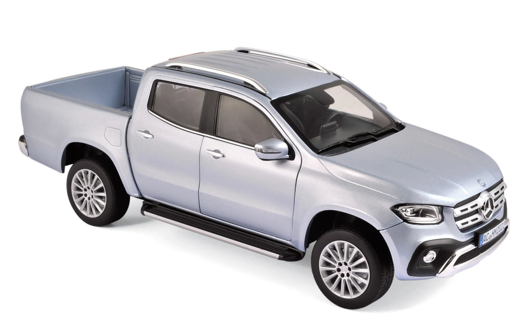 Mercedes-Benz X-Klasse 2017 Silber 1:18