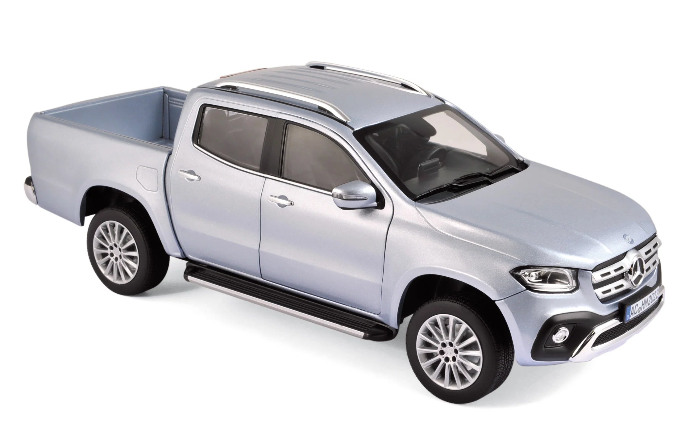 Mercedes-Benz X-Klasse 2017 Silber 1:18