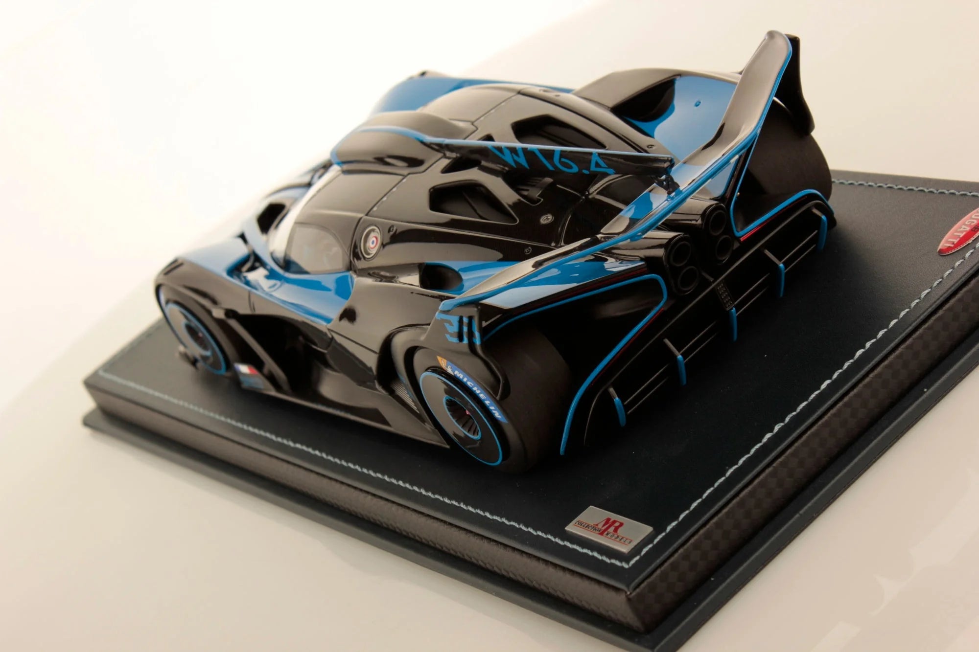 MR Bugatti Bolide Blue - Limited 649 pcs