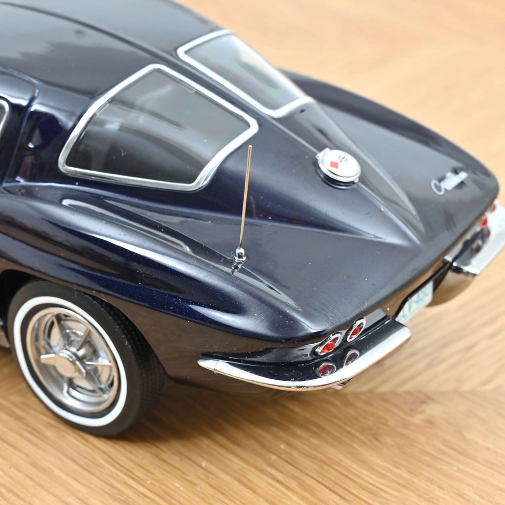 Chevrolet Corvette Sting Ray 1963 Daytona Blue 1:18 - 200pcs