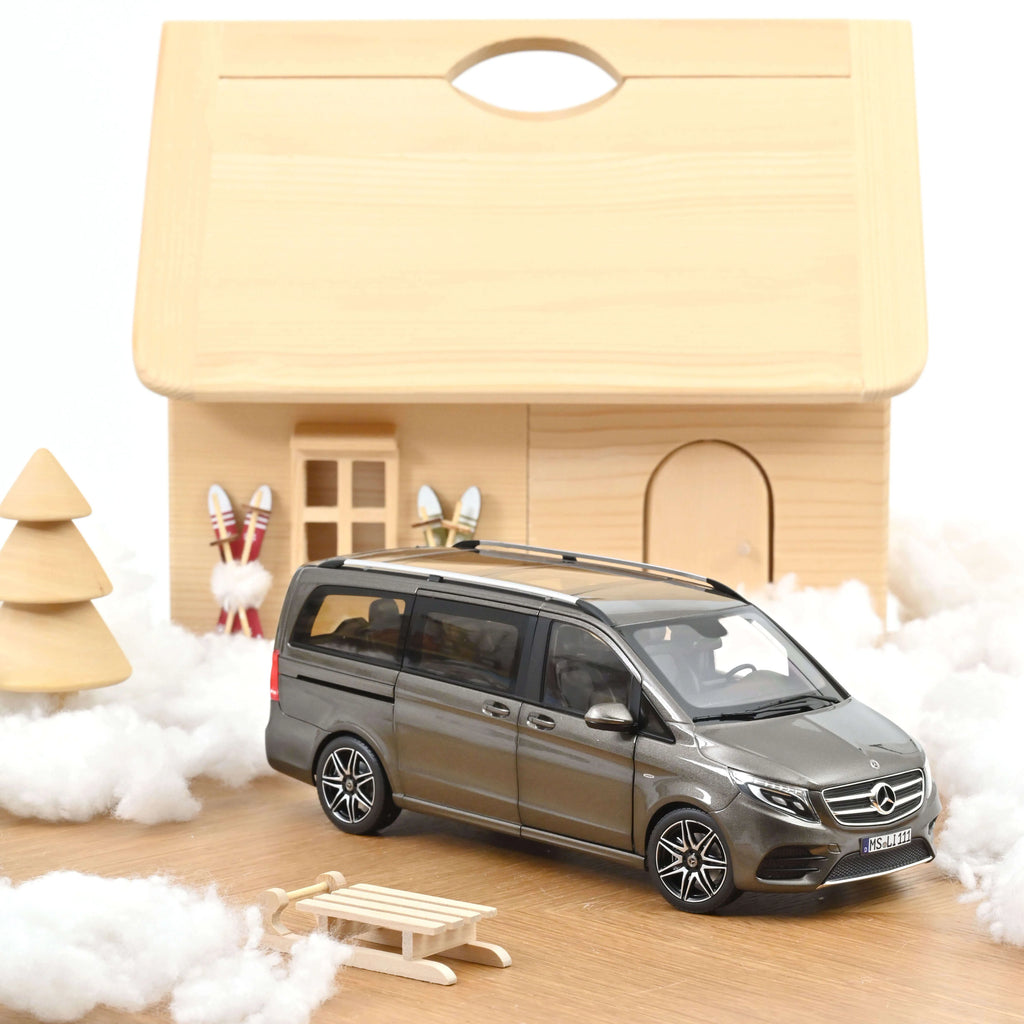 Mercedes-Benz V-Class AMG-Line 2018 Indium Grey 1:18