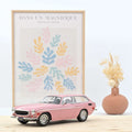 Volvo 1800 ES (US version) 1973 Pink 1:18 - 100pcs