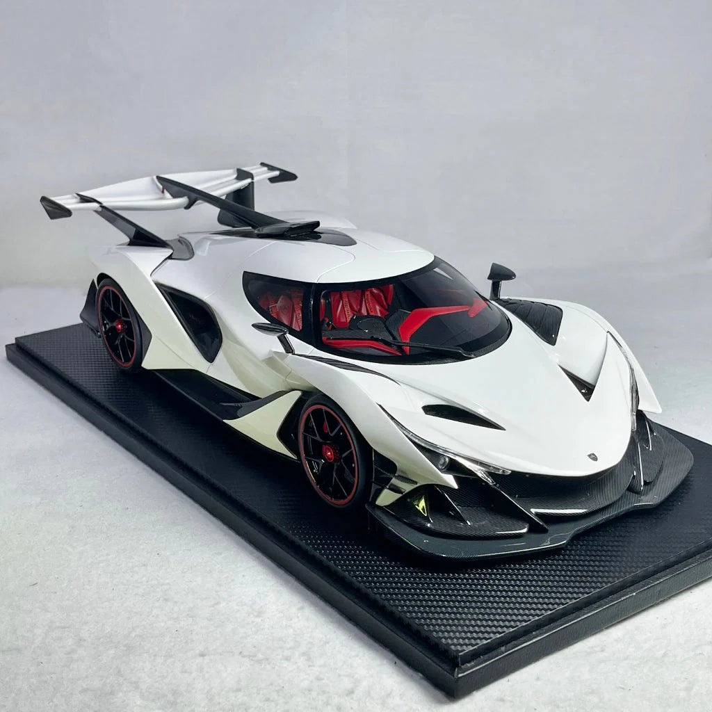 Peako Apollo Intensa Emozione in Weiß - Limitiert auf 50 Stück (Maßstab 1/12)