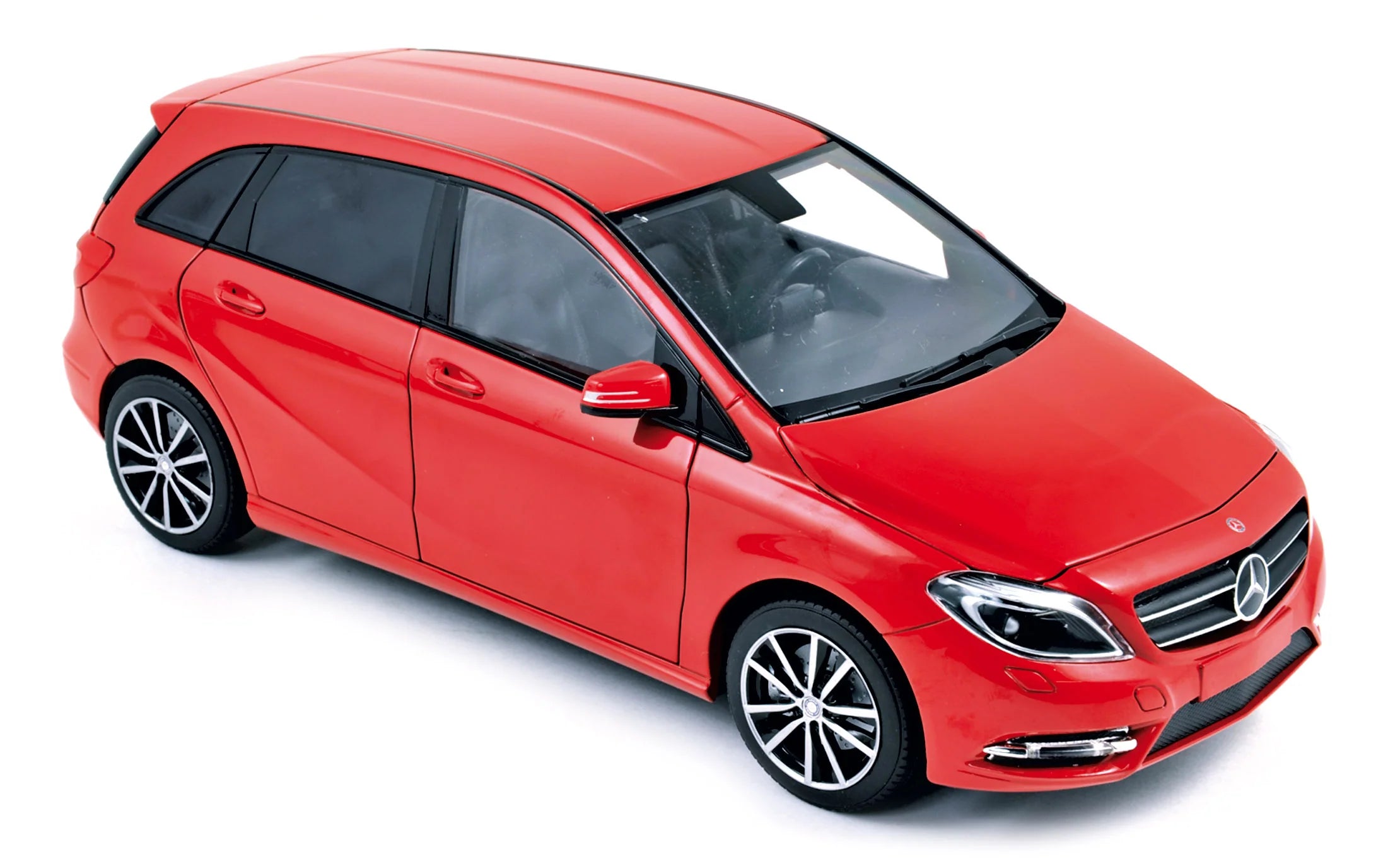 Mercedes-Benz B-Klasse 2011 Red 1:18 - 1000pcs