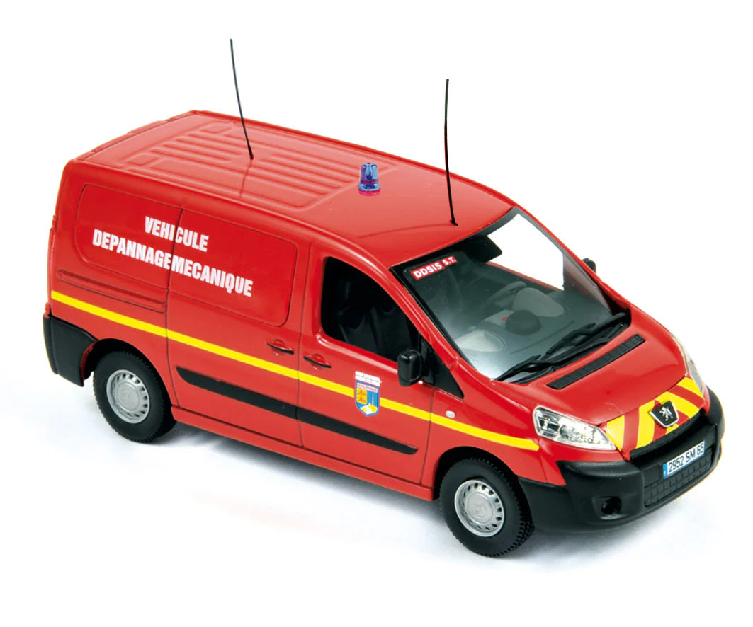 Peugeot Expert 2007 Feuerwehr Abschleppwagen Mechanisch 1:43
