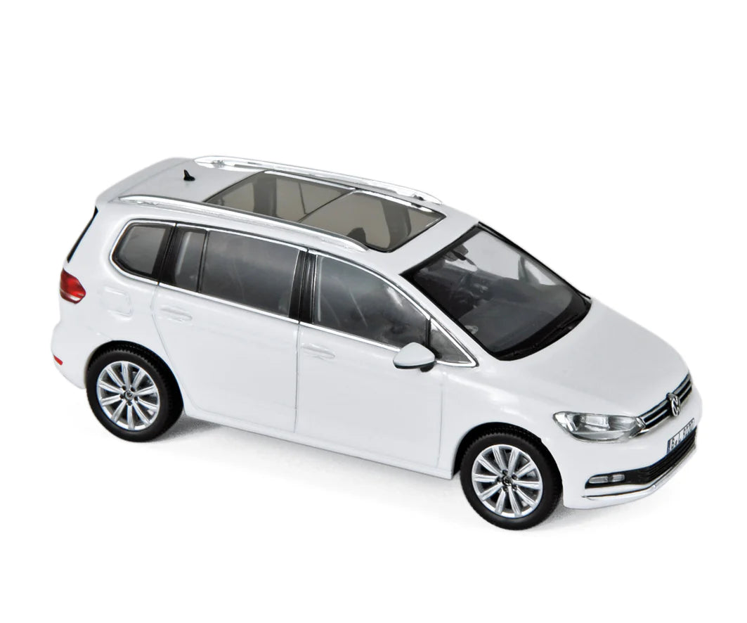 VW Touran 2015 White 1:43
