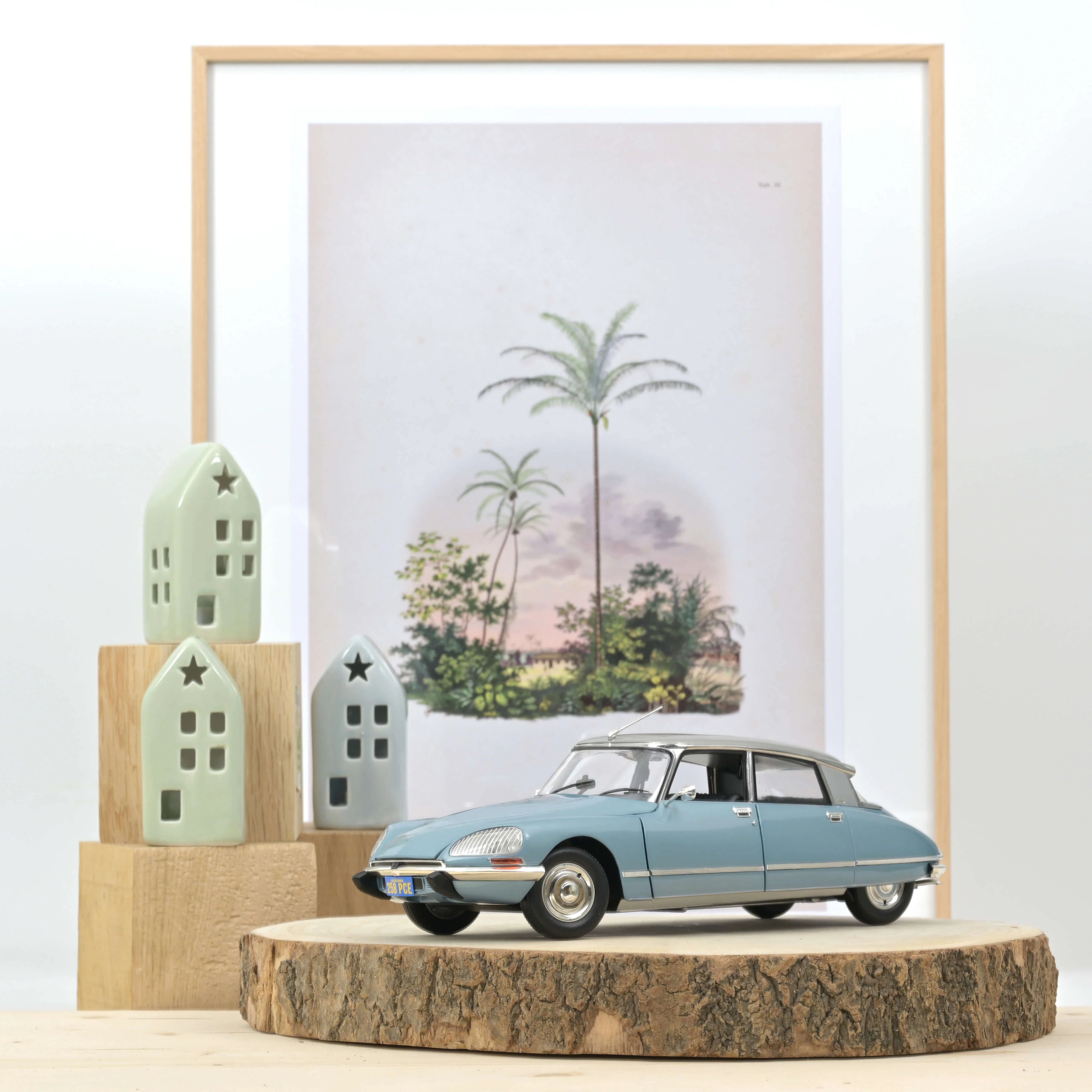 Citroën DS 23 Pallas 1973 Blue/Silver 1:18 - 400pcs