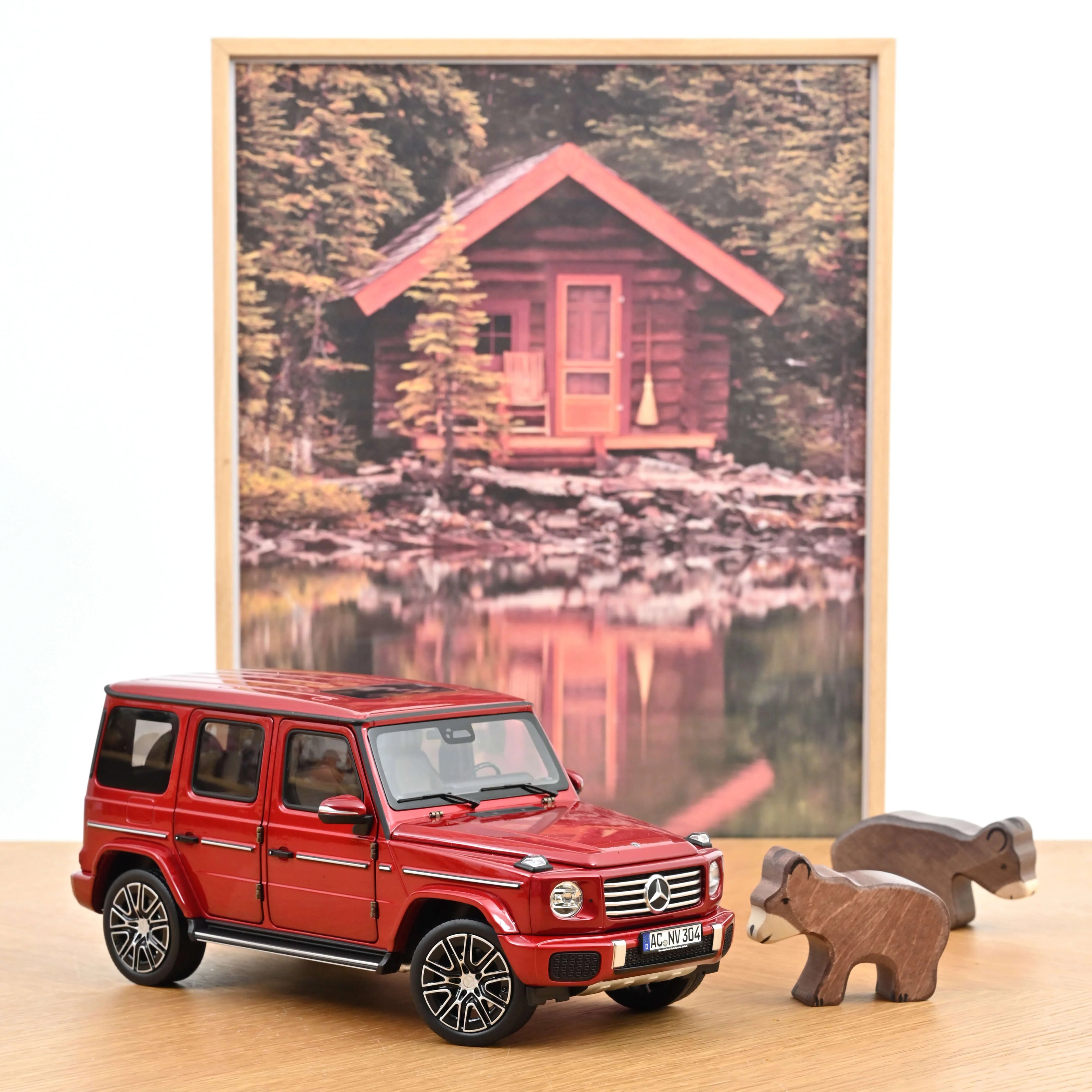 Mercedes-Benz G-Class 2024 Hyacinth Red 1:18