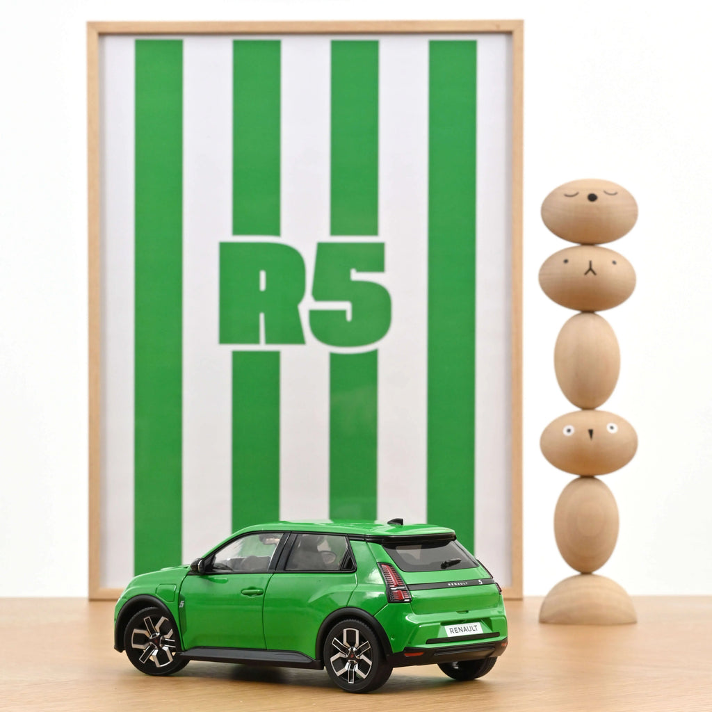 Renault 5 E-Tech Electric 2024 Pop Green 1:18 - 200pcs