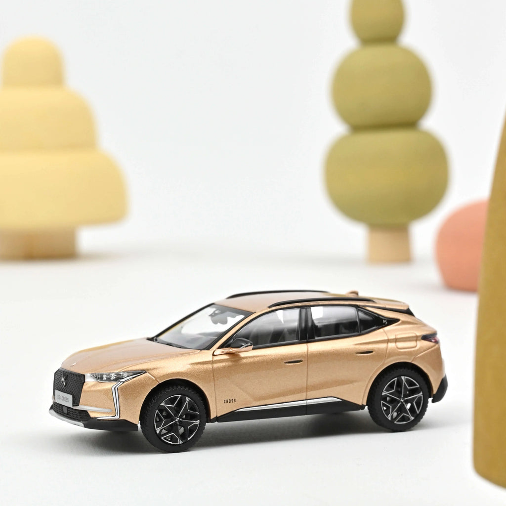 DS 4 CROSS 2021 Copper Gold 1:43