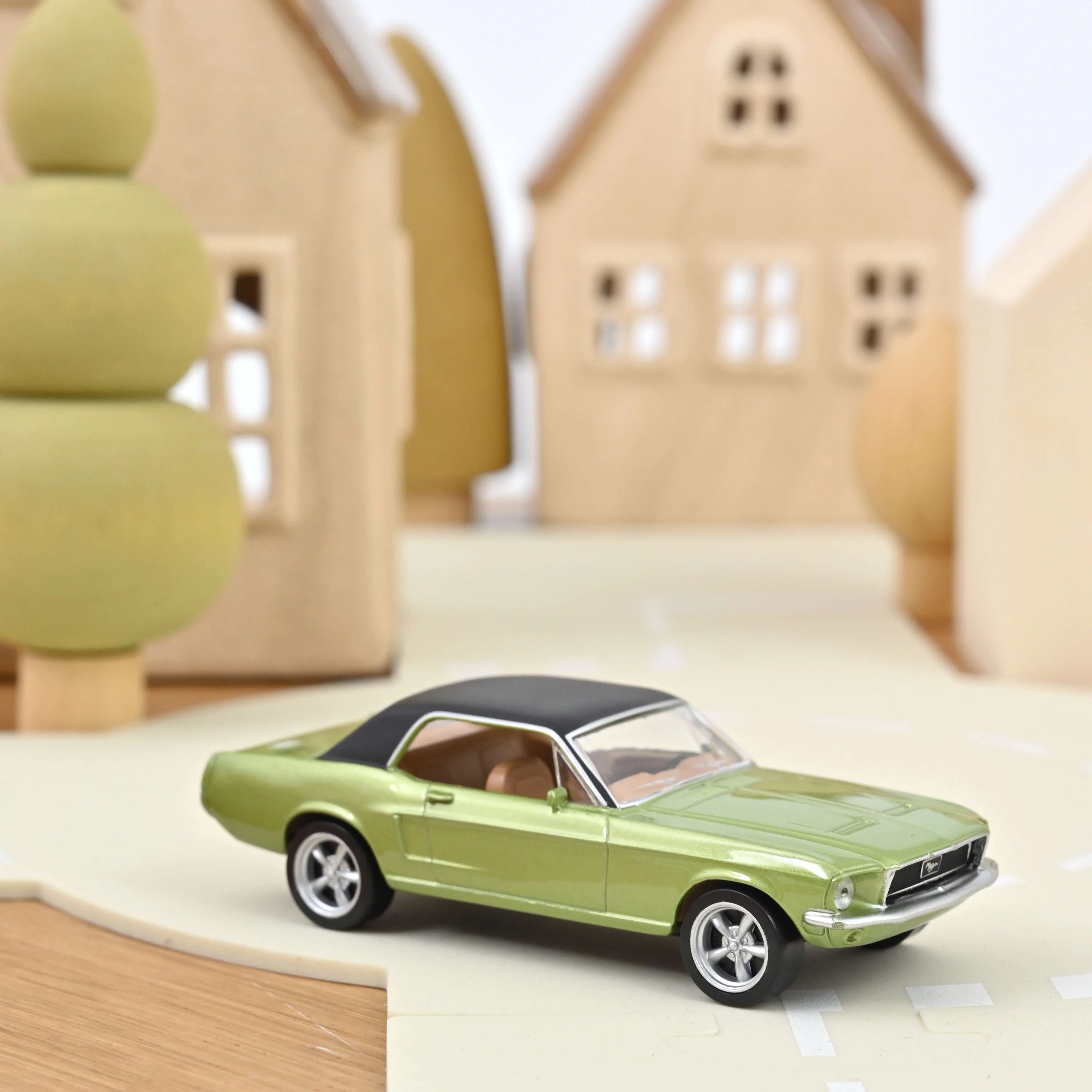 Ford Mustang Coupé 1968 Vert Métallisé Jet-car 1:43