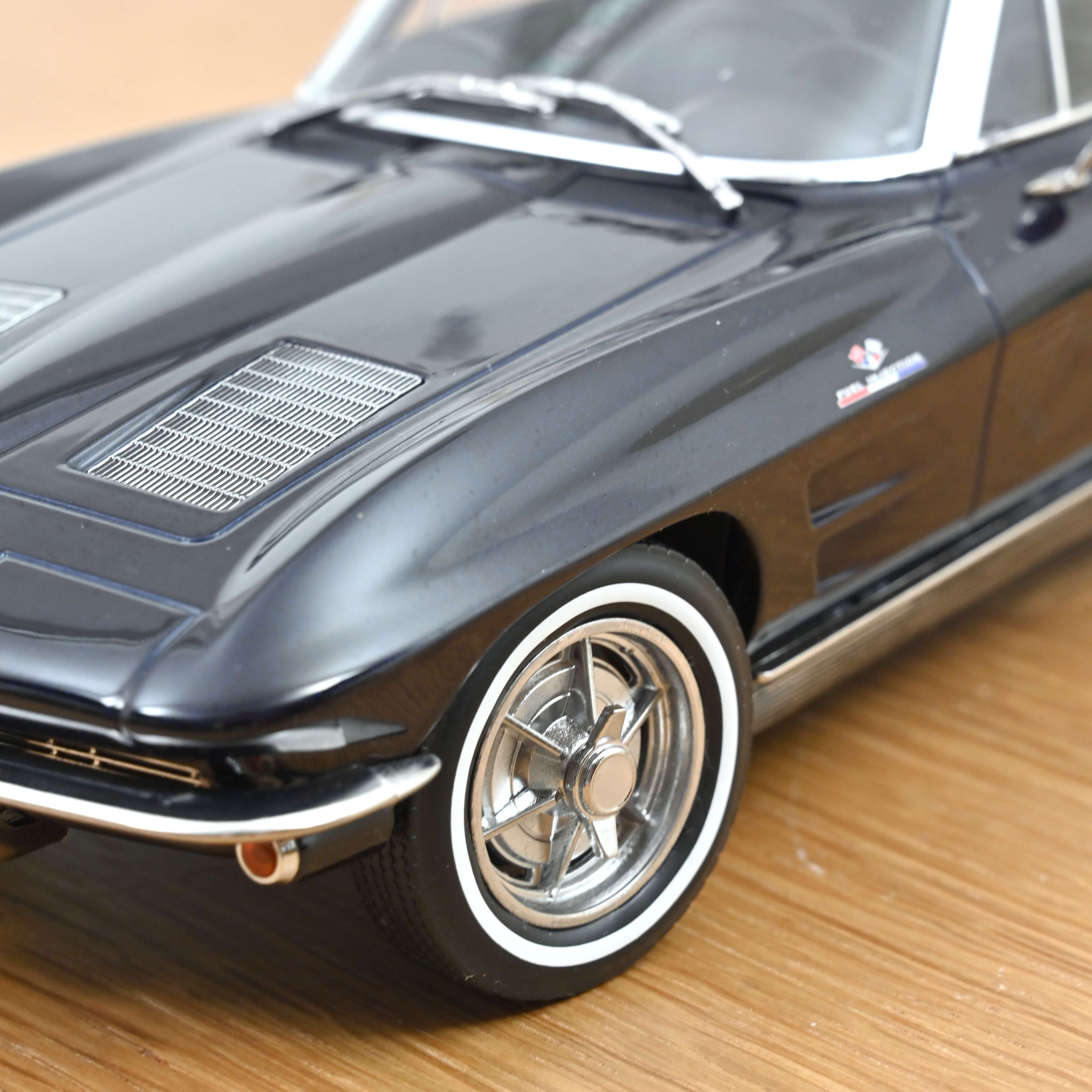 Chevrolet Corvette Sting Ray 1963 Daytona Blue 1:18 - 200pcs