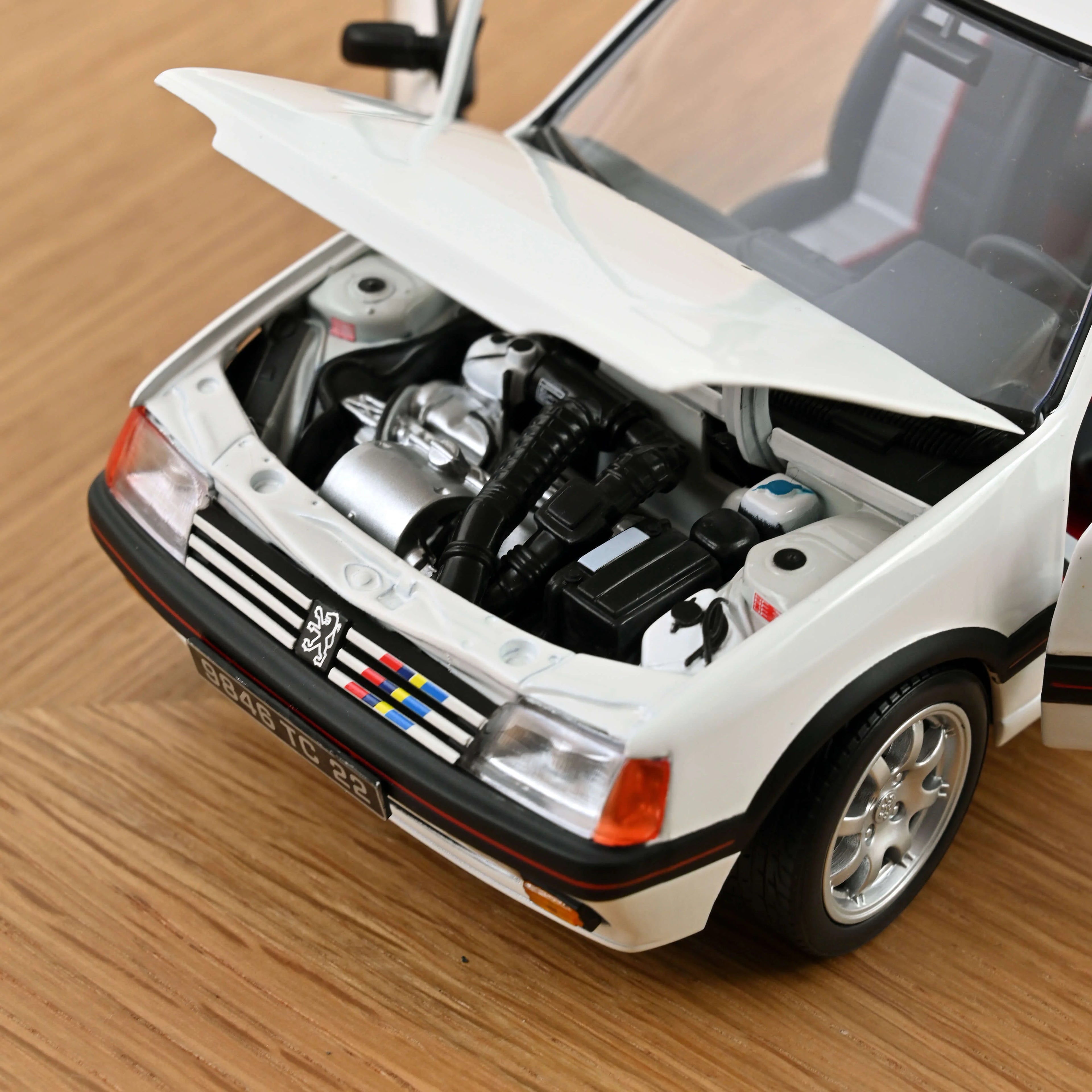Peugeot 205 GTi 1.9 1989 Blanc Meije 1:18