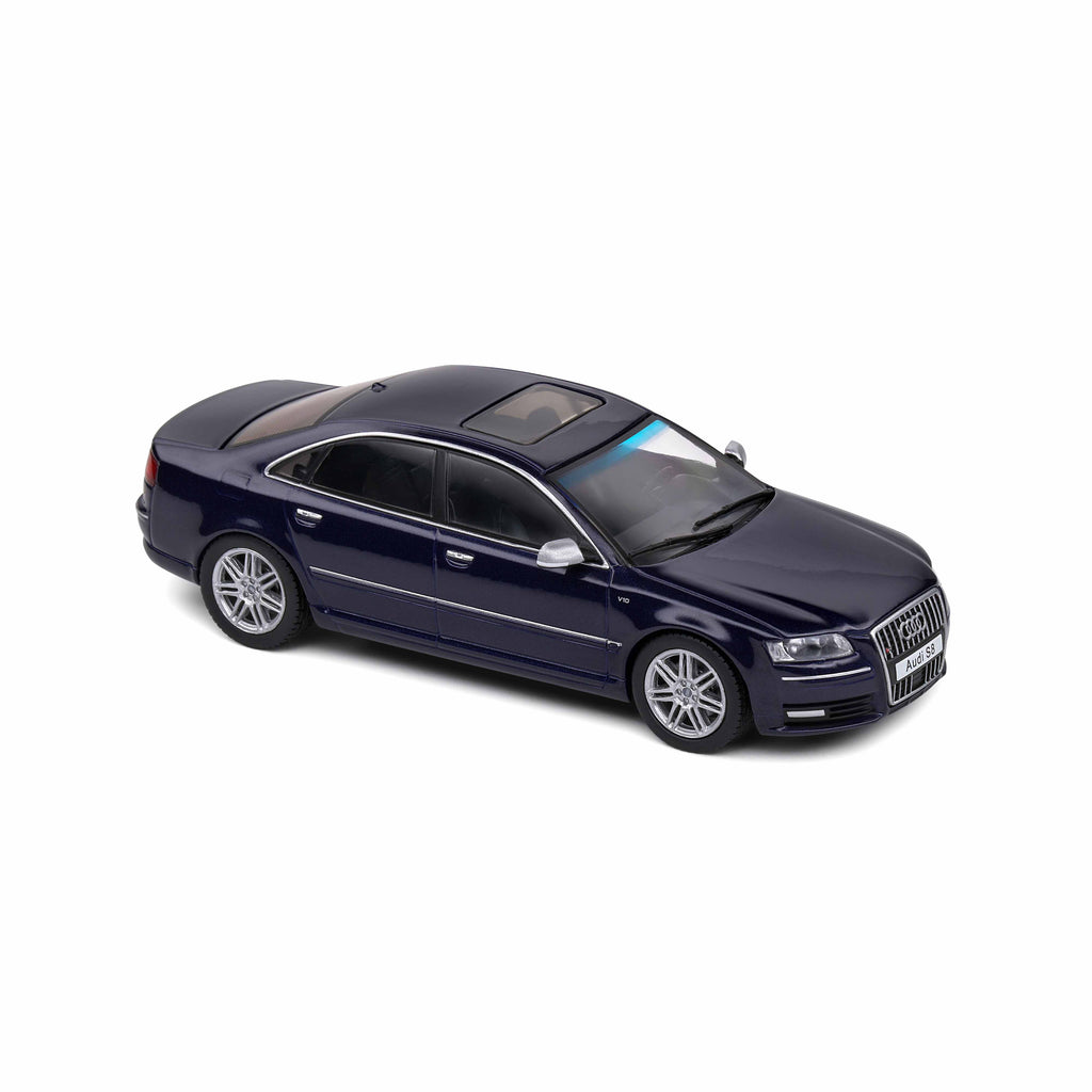 Audi D3 S8 Night Blue Pearl 2010 1:43