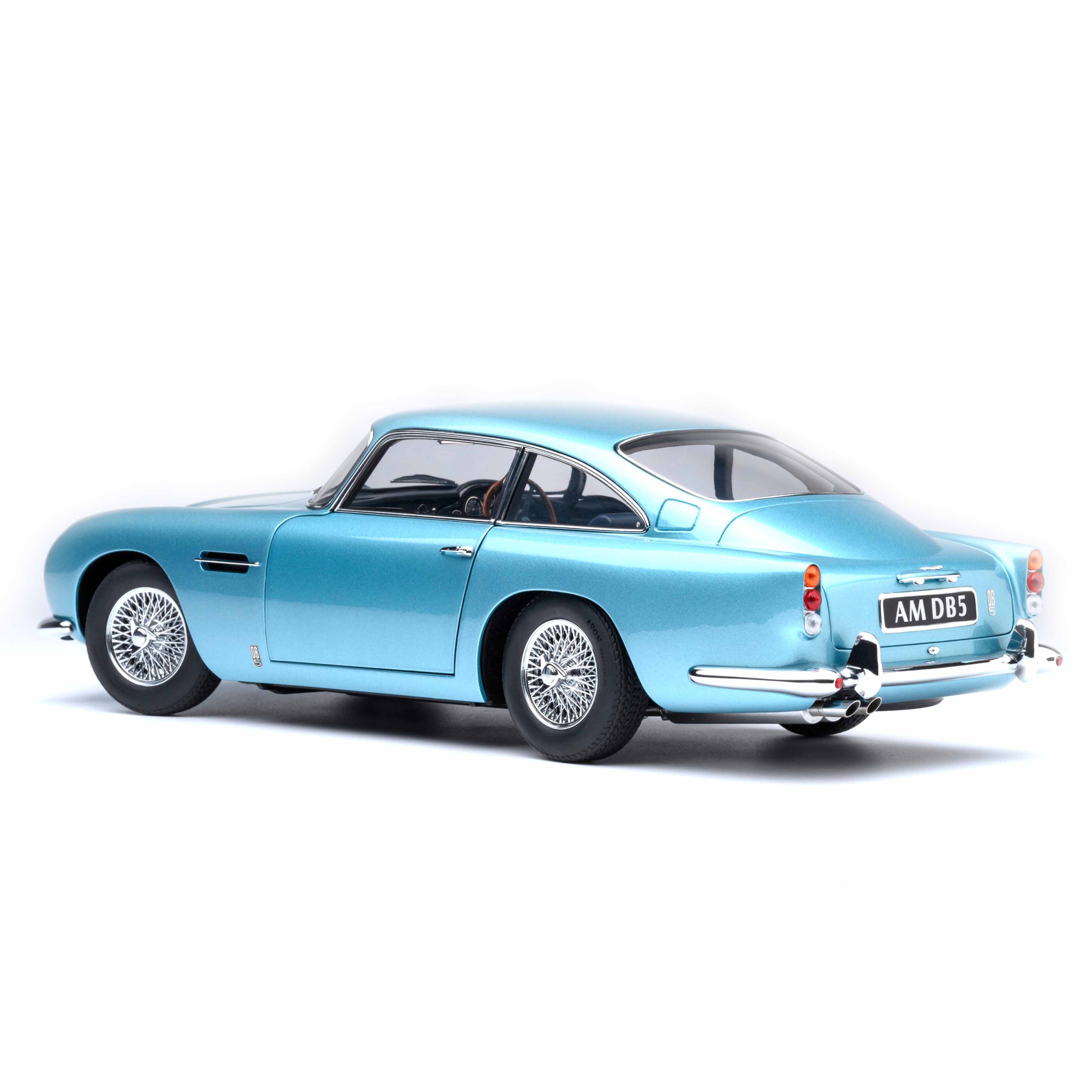 Aston Martin DB5 Caribbean Pearl 1/18