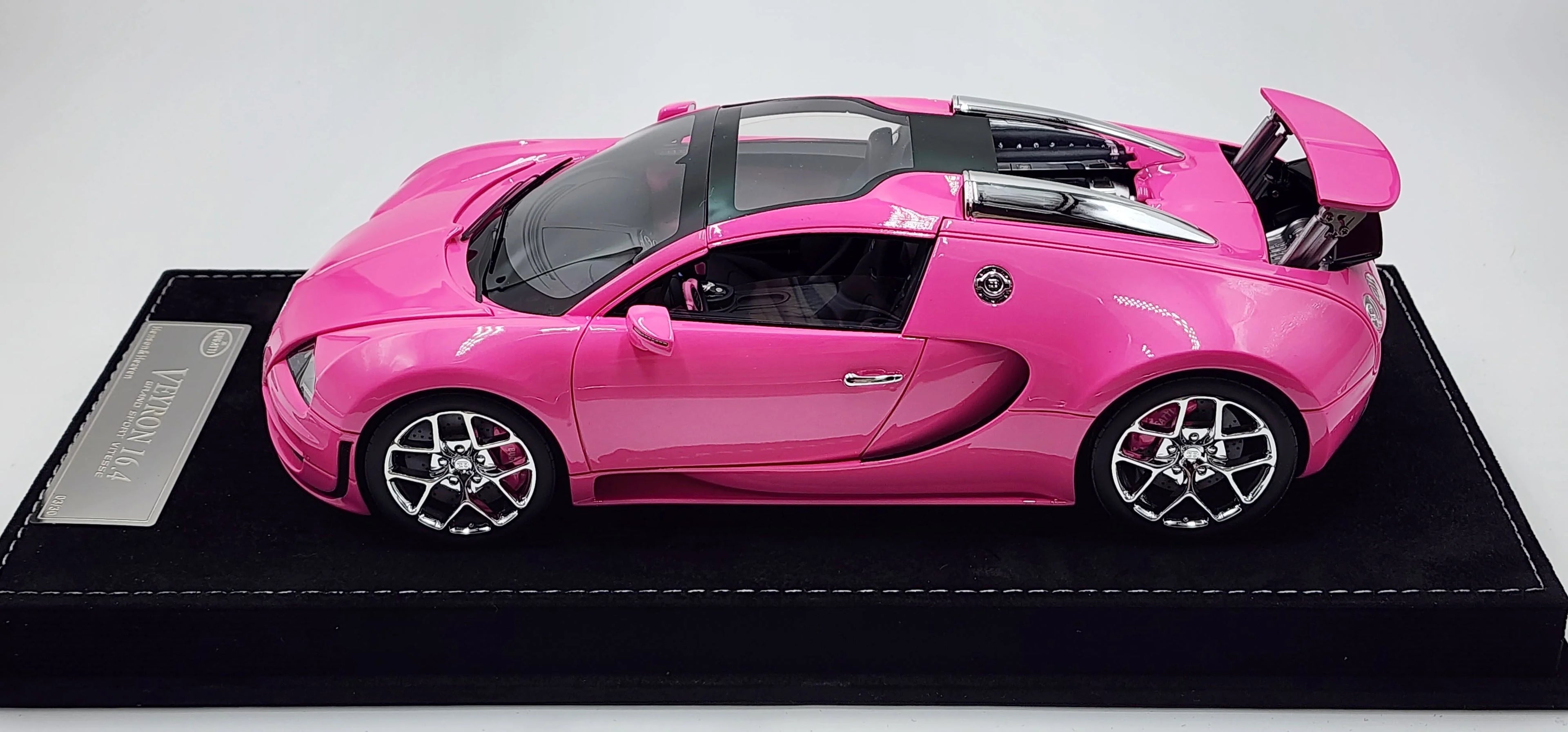 HH Model Bugatti Veyron Blushing Pink, Limited 30 pcs