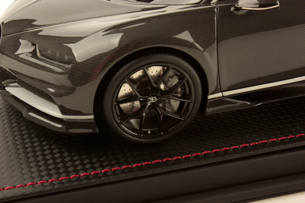 MR Bugatti Chiron Sport Carbone Gris avec Cadre Gris Rafale - Limité à 49 pcs