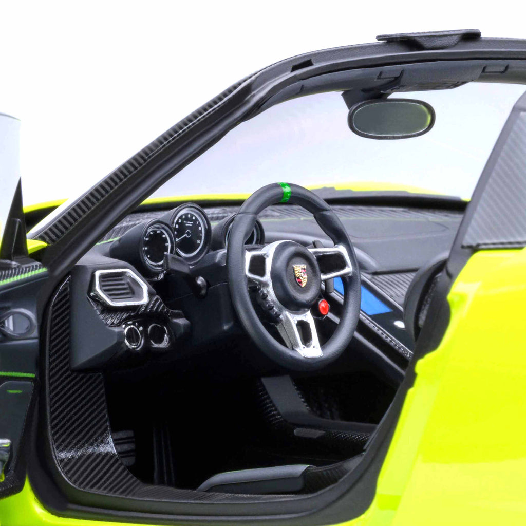 Porsche 918 Spyder Weissach Package Acid Green 1:18