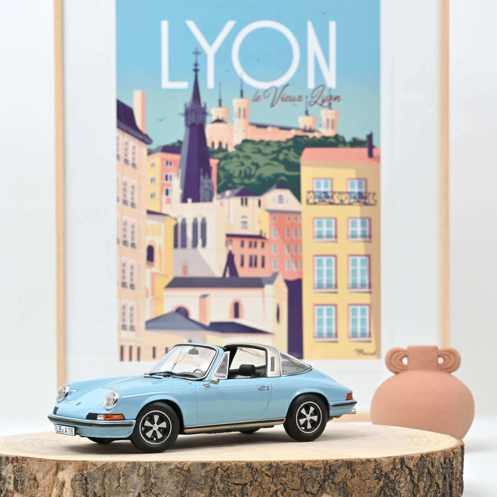 Porsche 911 S Targa 1973 Light Blue 1:18