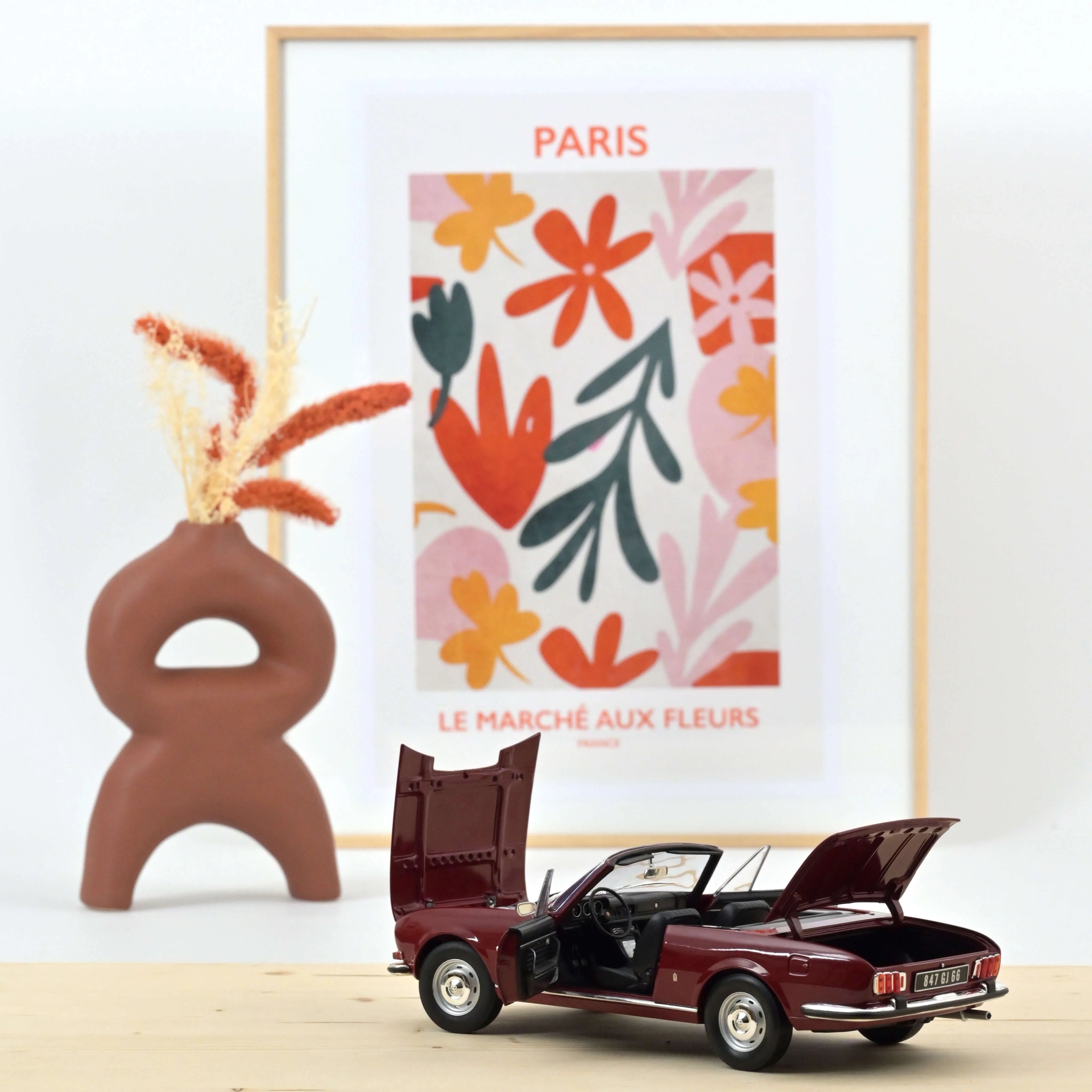 Peugeot 504 Cabriolet 1969 Andalou Red 1:18