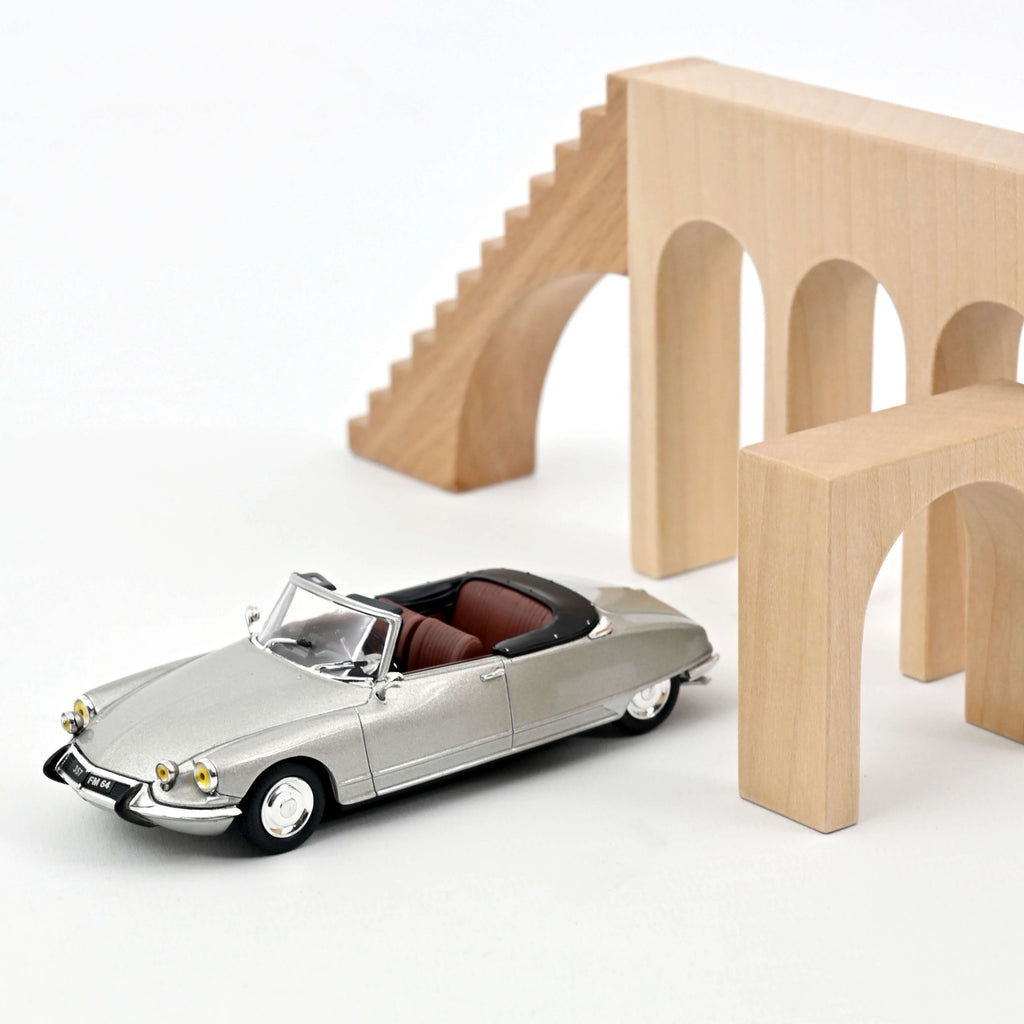 Citroën DS 19 Cabriolet 1965 Gris Nacre 1:43