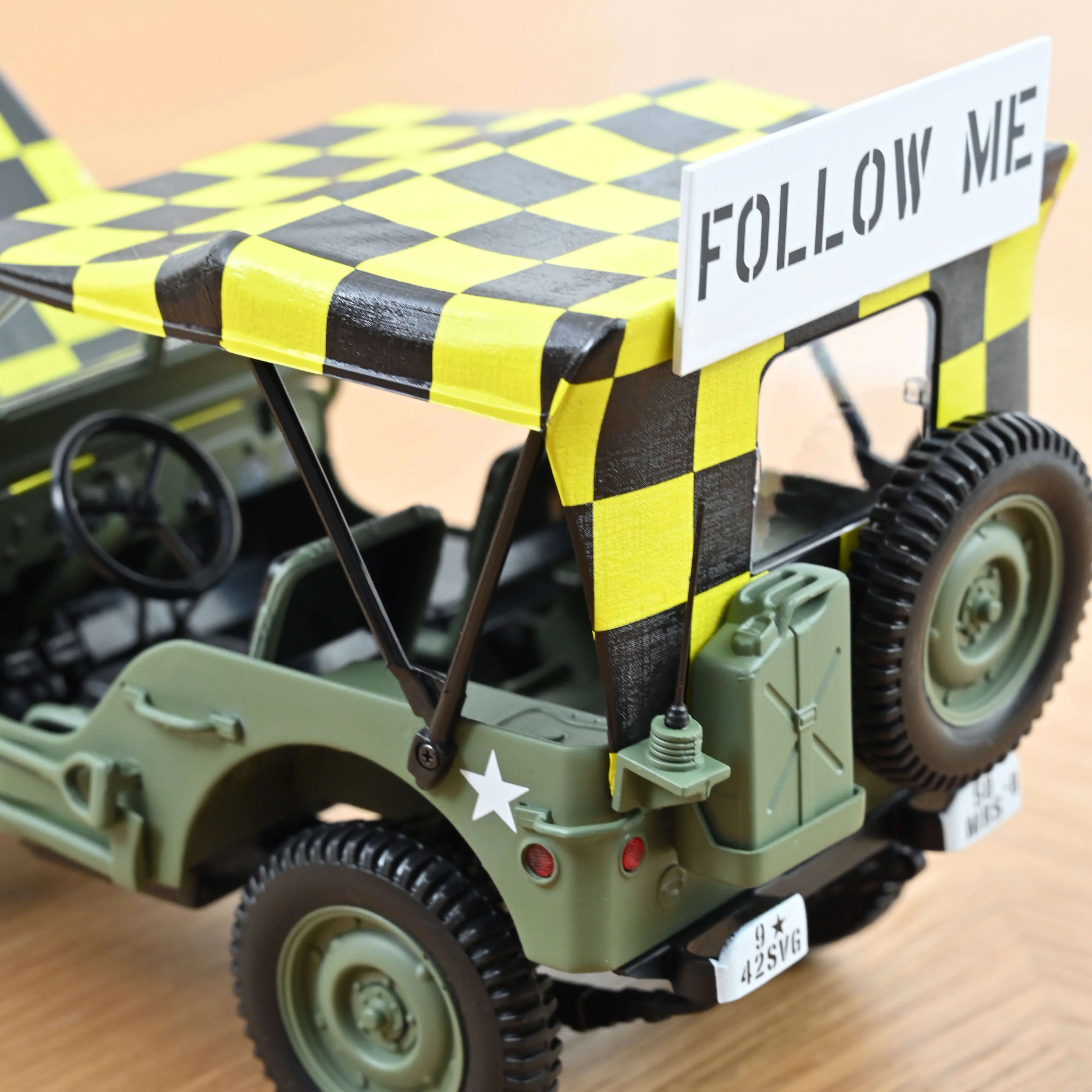 Jeep Army 1944 Follow Me 1:18 - 200pcs