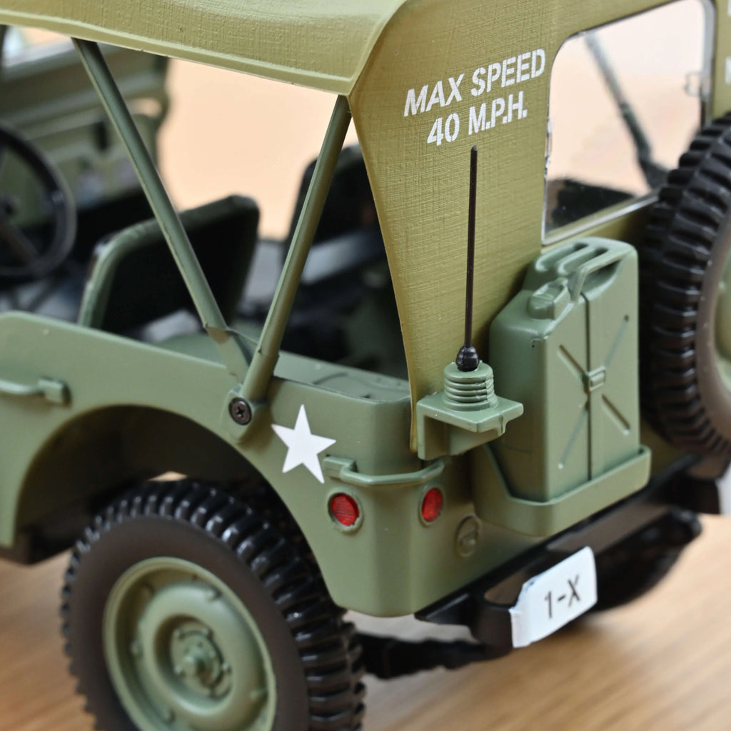 Jeep Army 1944 1st Div Inf HQ 1:18 - 200pcs