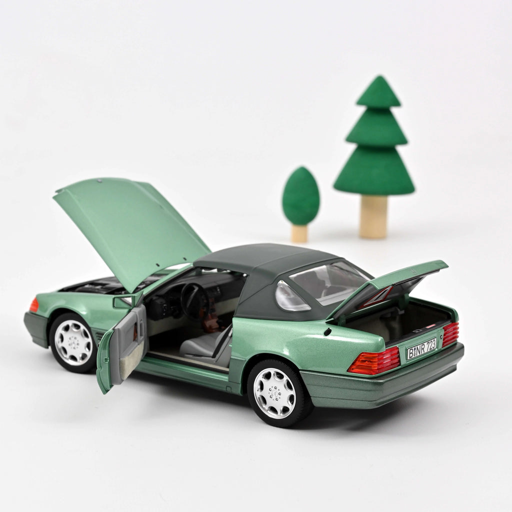 Mercedes-Benz 500 SL 1989 Green metallic 1:18 - 200pcs